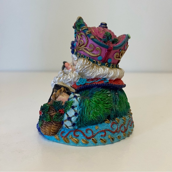 Possible Dreams | Crinkle Claus Vatican Crinkle Christmas Santa Figurine 659127 - Picture 4 of 7